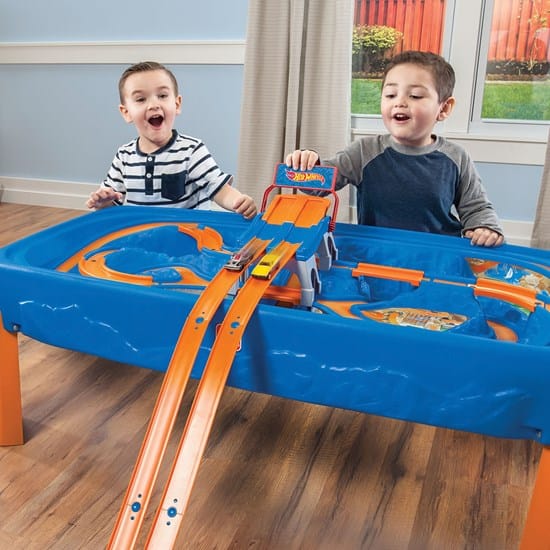 this step2 hot wheels car & track table