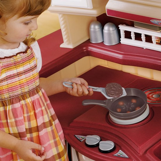 step 2 lifestyle partytime kitchen